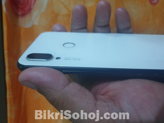 Huawei Nova 3i